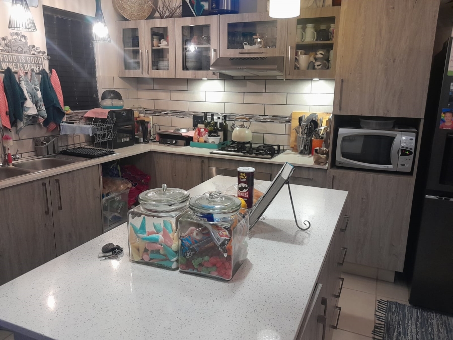 3 Bedroom Property for Sale in Waterkloof A H North West